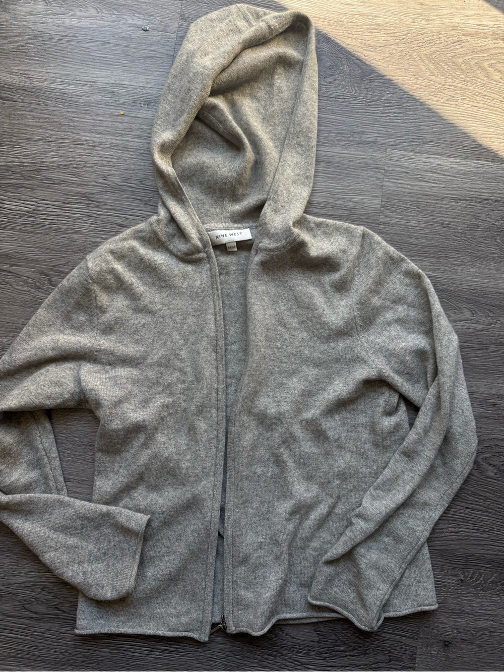 100% cashmere nine west hooded sweater